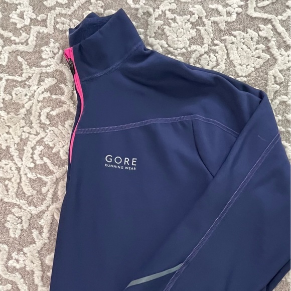 Gore Running Women’s 1/4 Zip Fleece Pullover - Picture 12 of 15